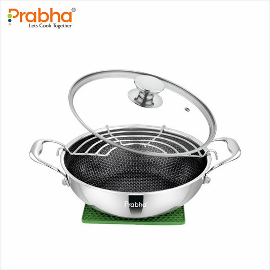 Tri-Ply Hexa Cube Kadhai with Glass Lid, Oil Drainer & Silicone Mat