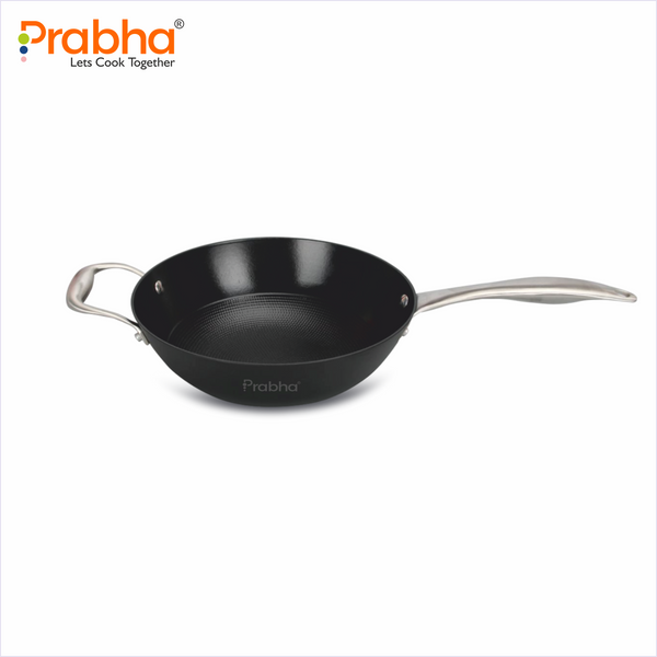 Black Eisen Cast Iron  Wok With Steel Handel